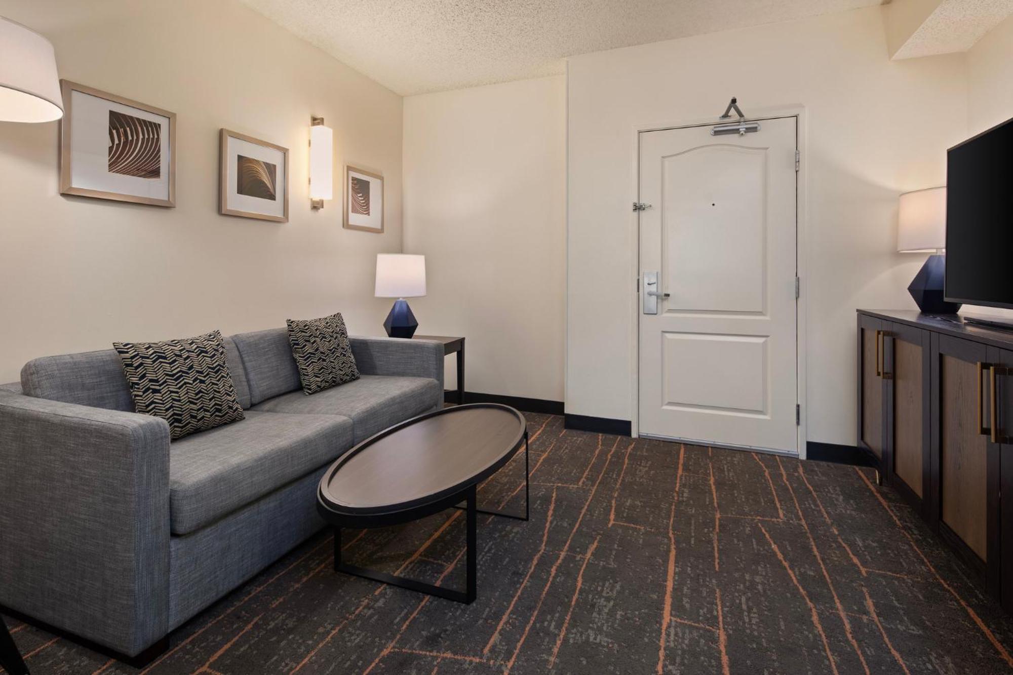 Holiday Inn Hotel & Suites Maple Grove Northwest Minneapolis-Arbor Lakes By Ihg Exterior photo